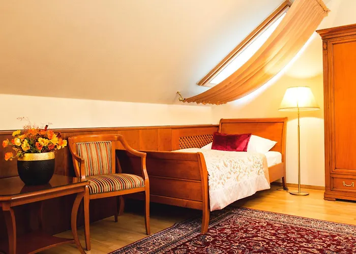 Boutique Seven Days 4*