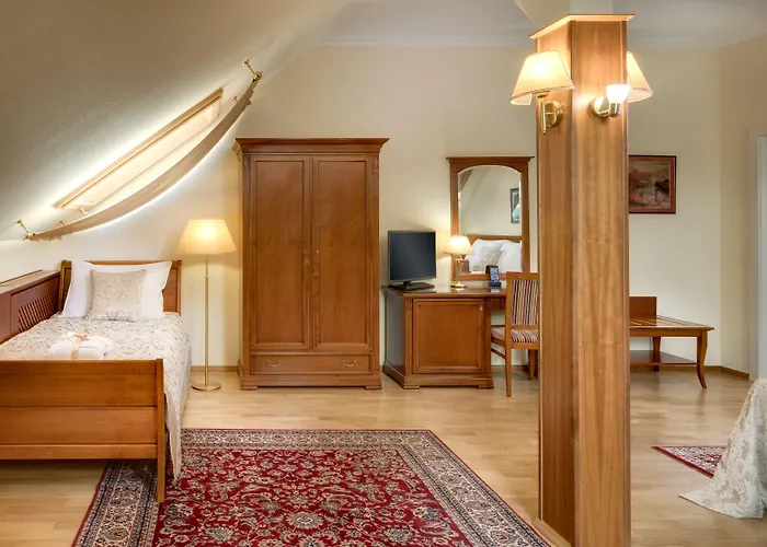 Boutique Seven Days Hotel 4*