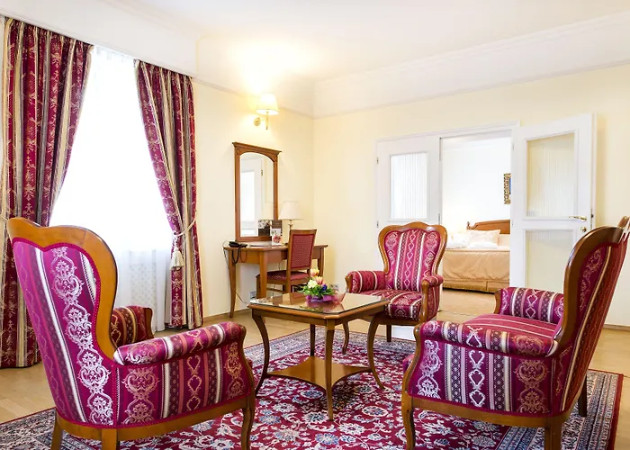 Boutique Seven Days Hotel 4*
