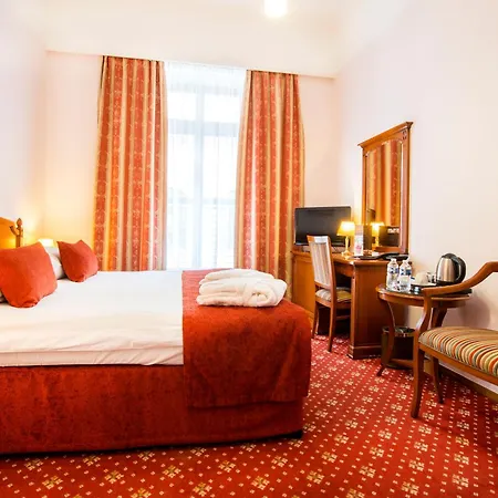 Boutique Seven Days Hotel 4*