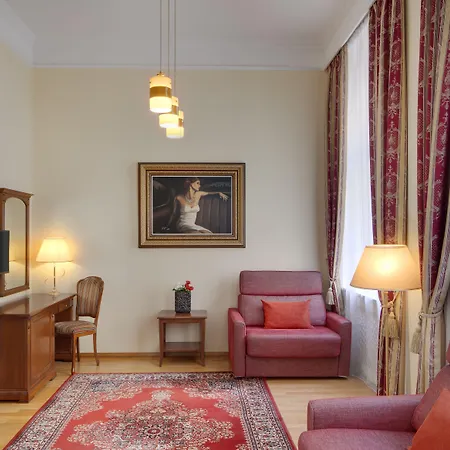 Hotel Boutique Seven Days 4*